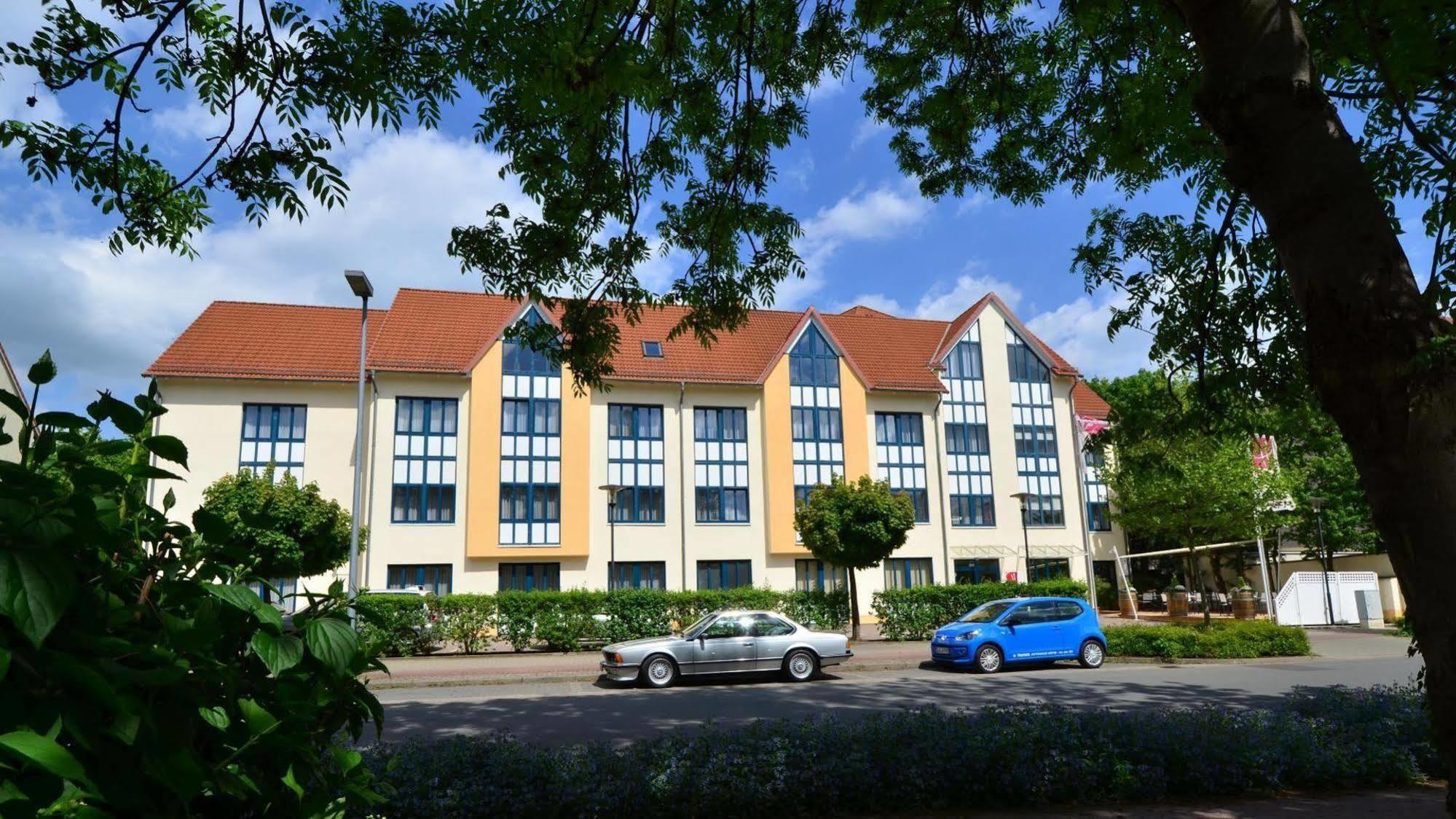 City Hotel Aschersleben Exterior photo