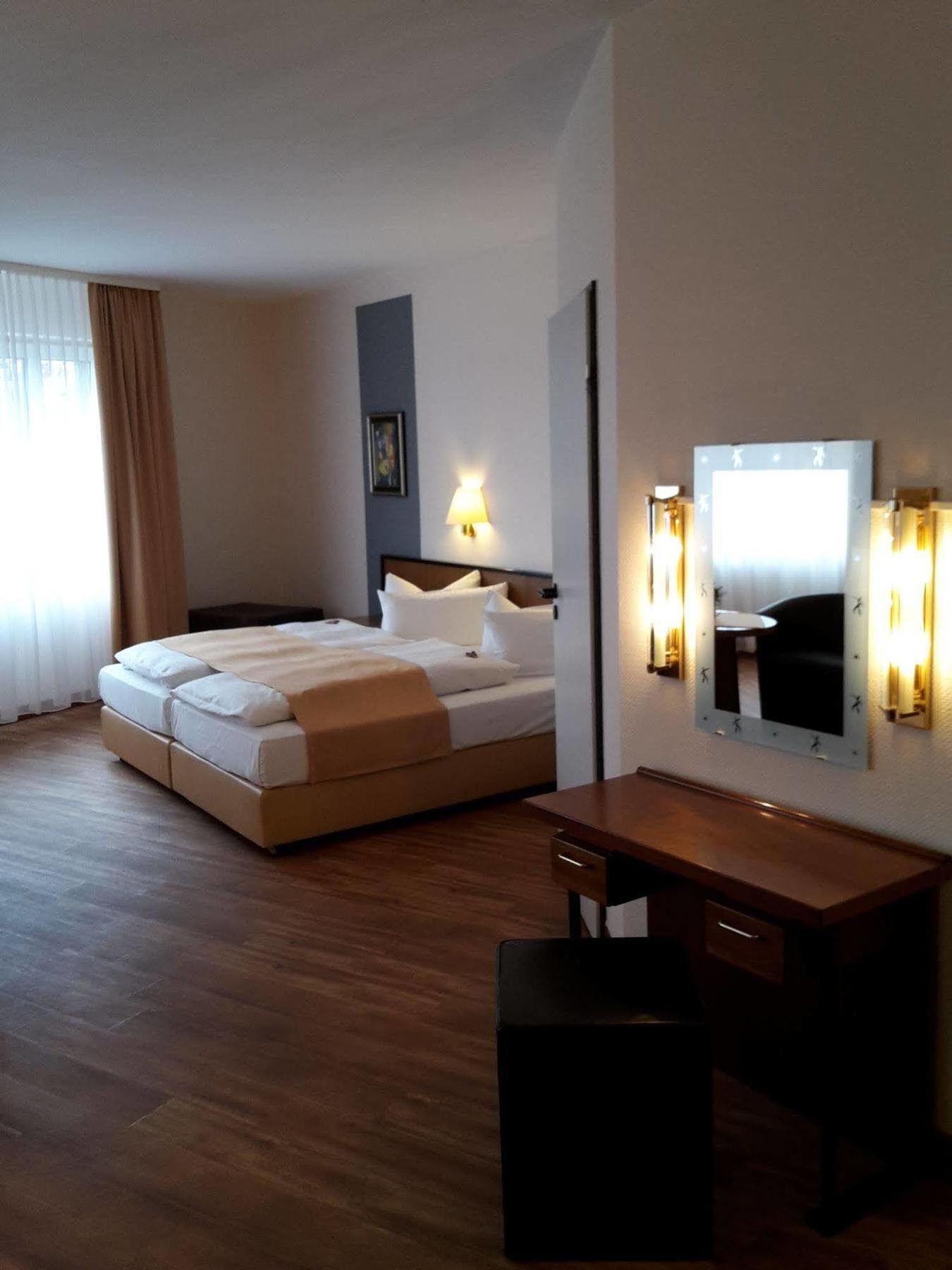 City Hotel Aschersleben Exterior photo