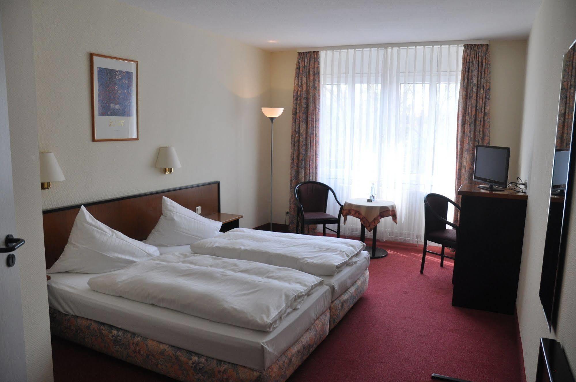 City Hotel Aschersleben Exterior photo